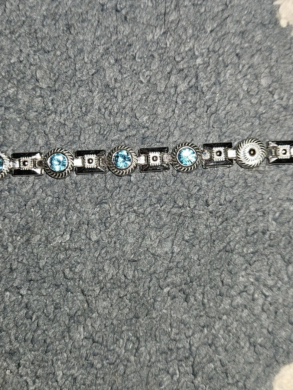 Vintage Silver Tone Scroll Link 7